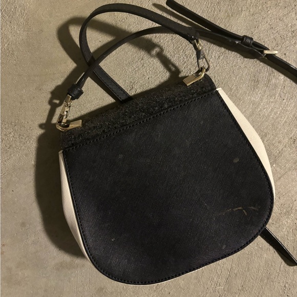 Gorgeous Kate Spade evening bag.  Used great condition!  7 in x 9 in - Picture 4 of 4